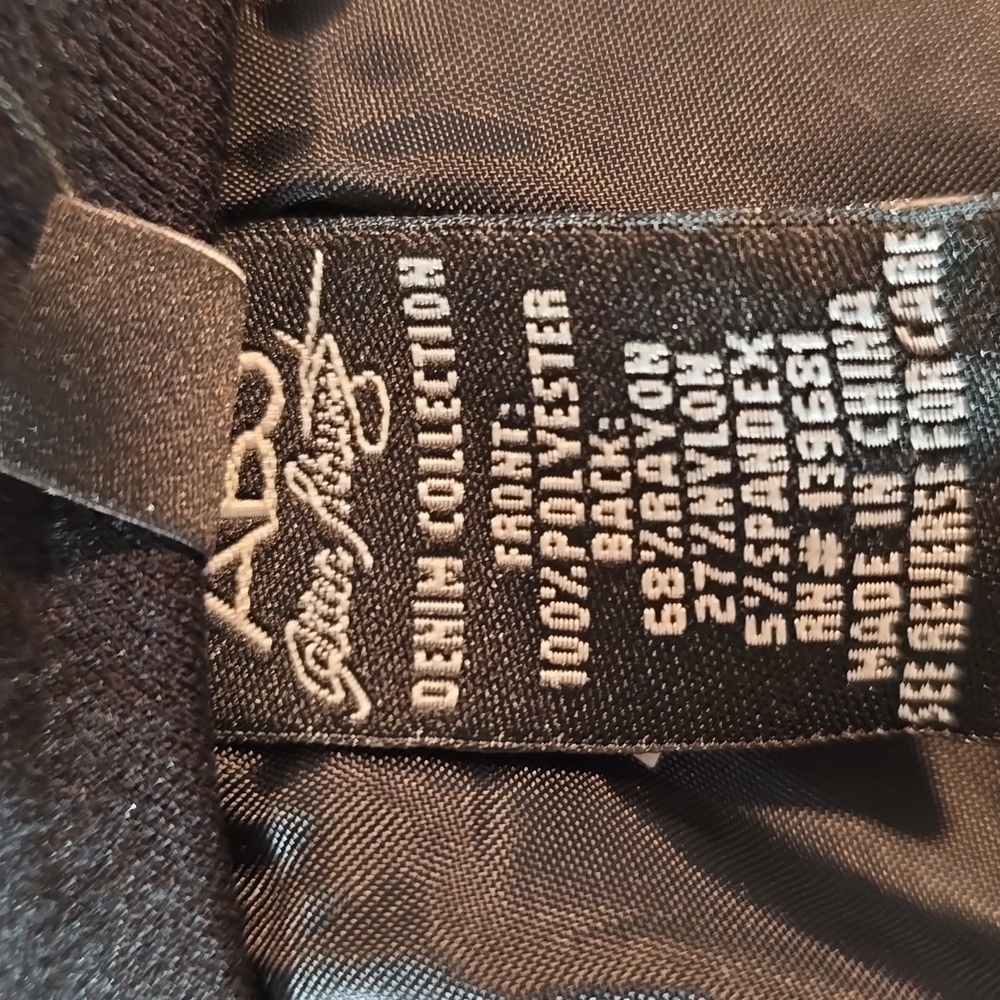ABS Allen Schwartz Women's Sleek Faux Suede Black Skinny Pants Size 29 NWT - Picture 10 of 10